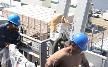 Ike Conducts Planned Incremental Availability maintenance period