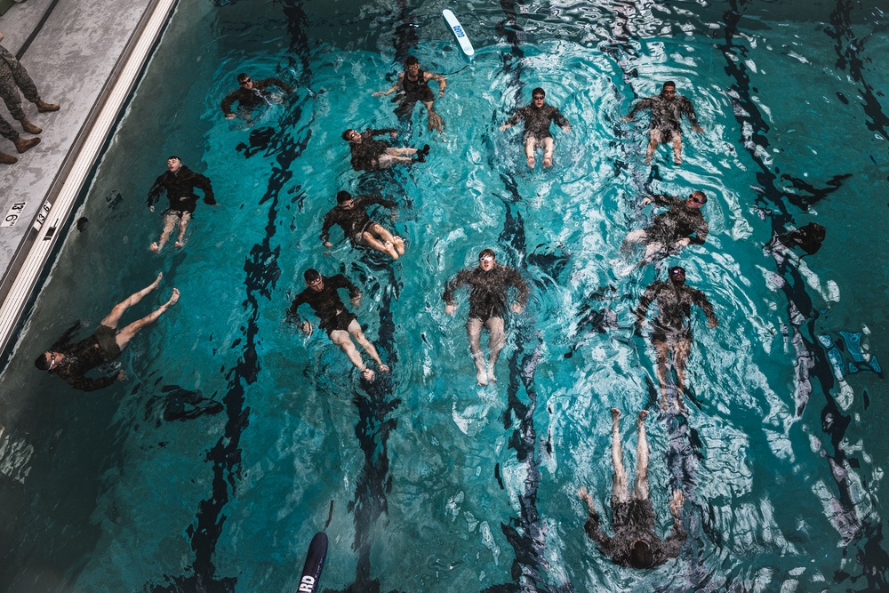 SPMAGTF-ACM Conducts Advanced Water Survival Training