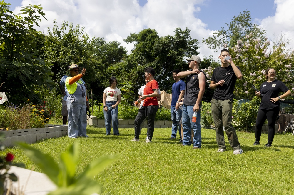 Cherry Point Marines get to digging at local community garden!