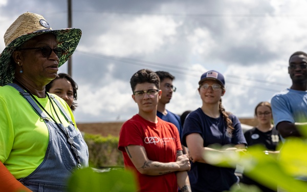 Cherry Point Marines get to digging at local community garden!