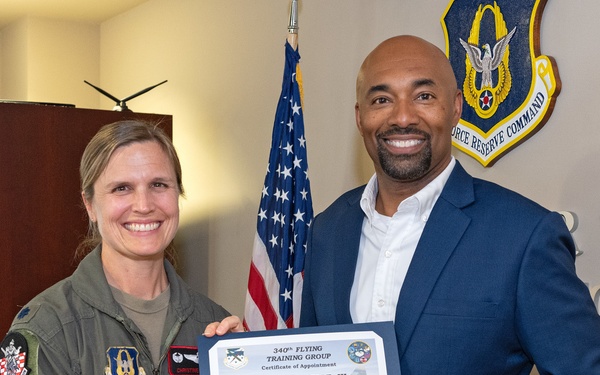 340th FTG welcomes new honorary commanders