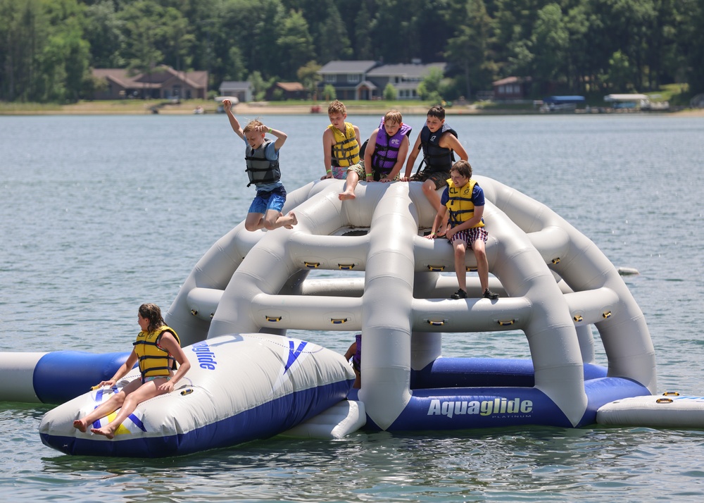 Badger Youth Camp connects children of Wisconsin Guardsmen