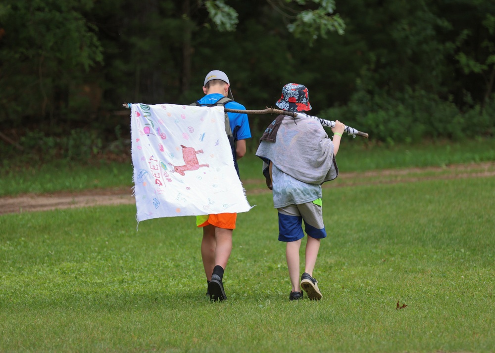 Badger Youth Camp connects children of Wisconsin Guardsmen