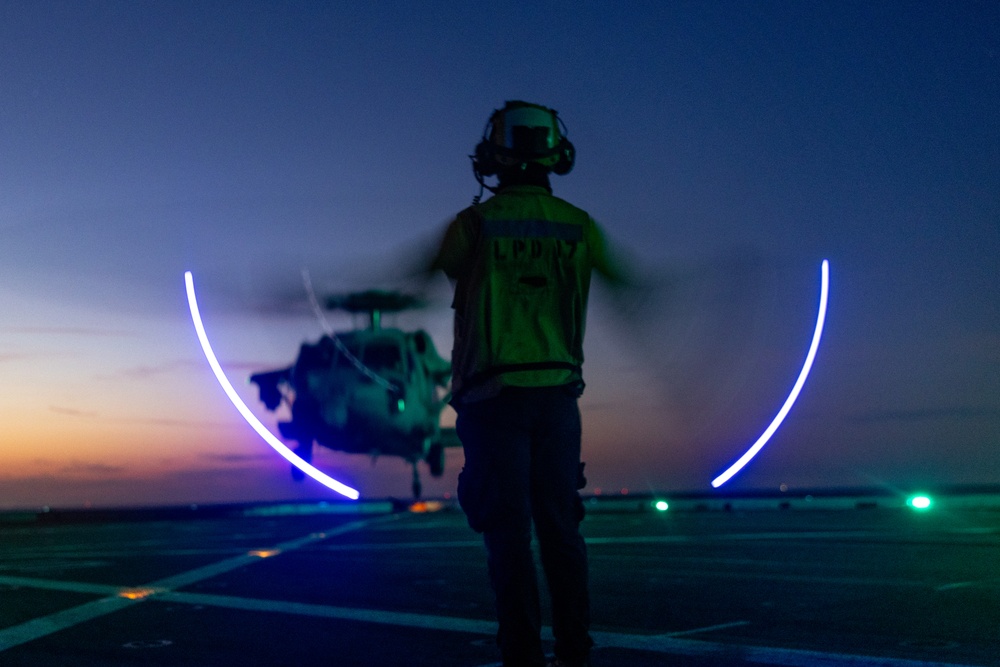 22nd MEU (SOC) | Evening Flight Operations During COMPTUEX
