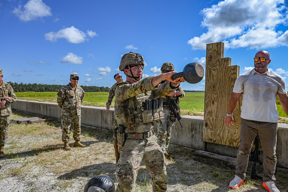 SECARMY Visits Fort Stewart