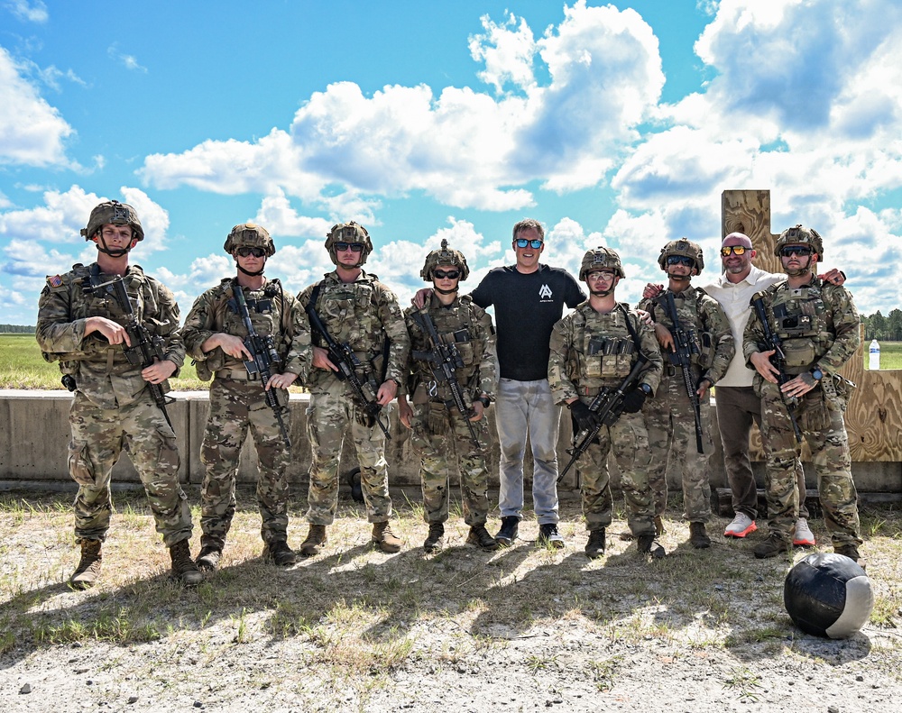 SECARMY Visits Fort Stewart
