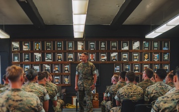 SMMC visits 3d Marine Littoral Regiment