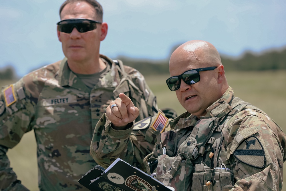 1st Cavalry Division Commander takes flight with 1st Air Cavalry Brigade