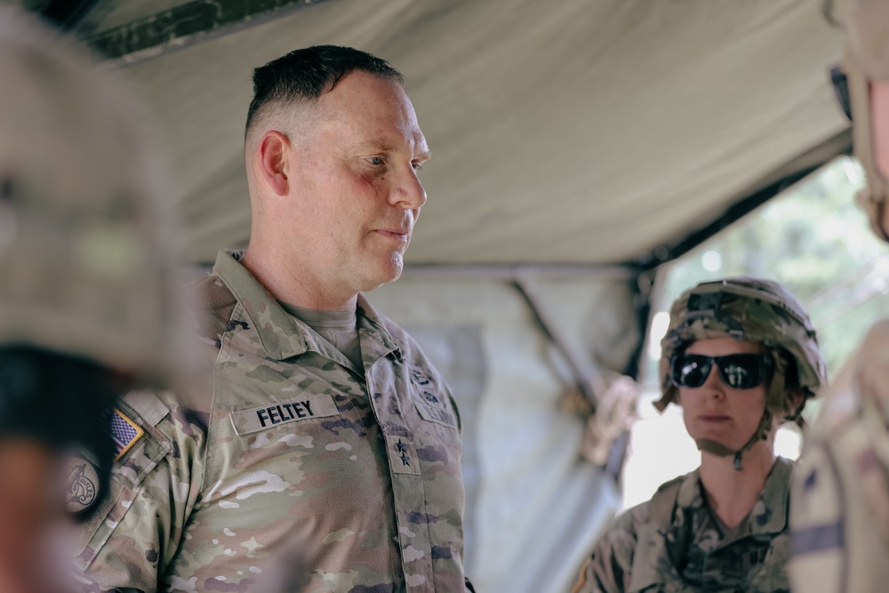 1st Cavalry Division Commander takes flight with 1st Air Cavalry Brigade