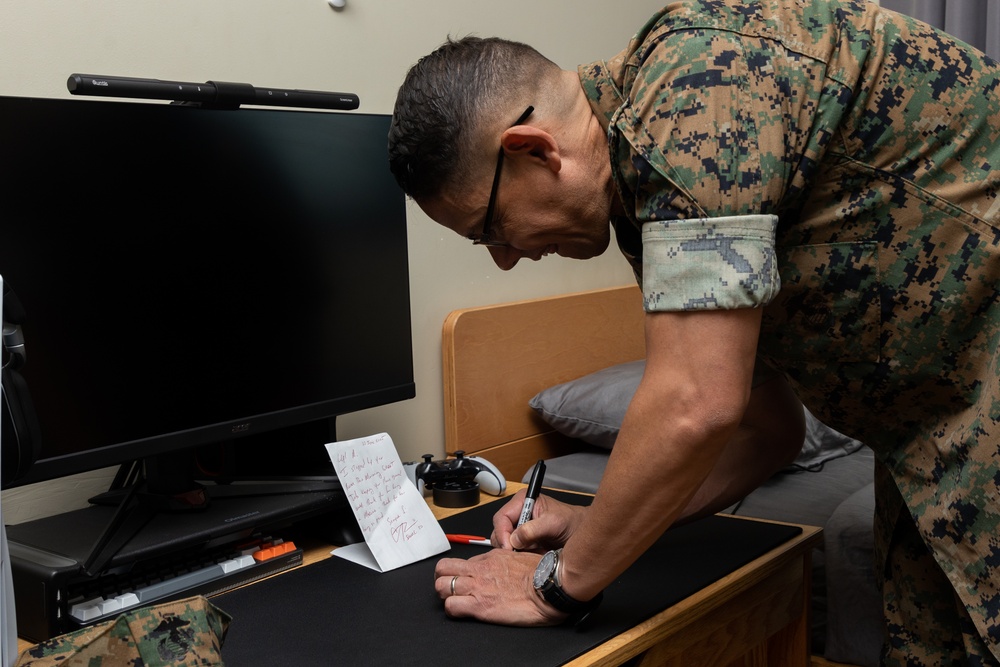 20th Sergeant Major of the Marine Corps Sgt. Maj. Carlos A. Ruiz Visits MCBH