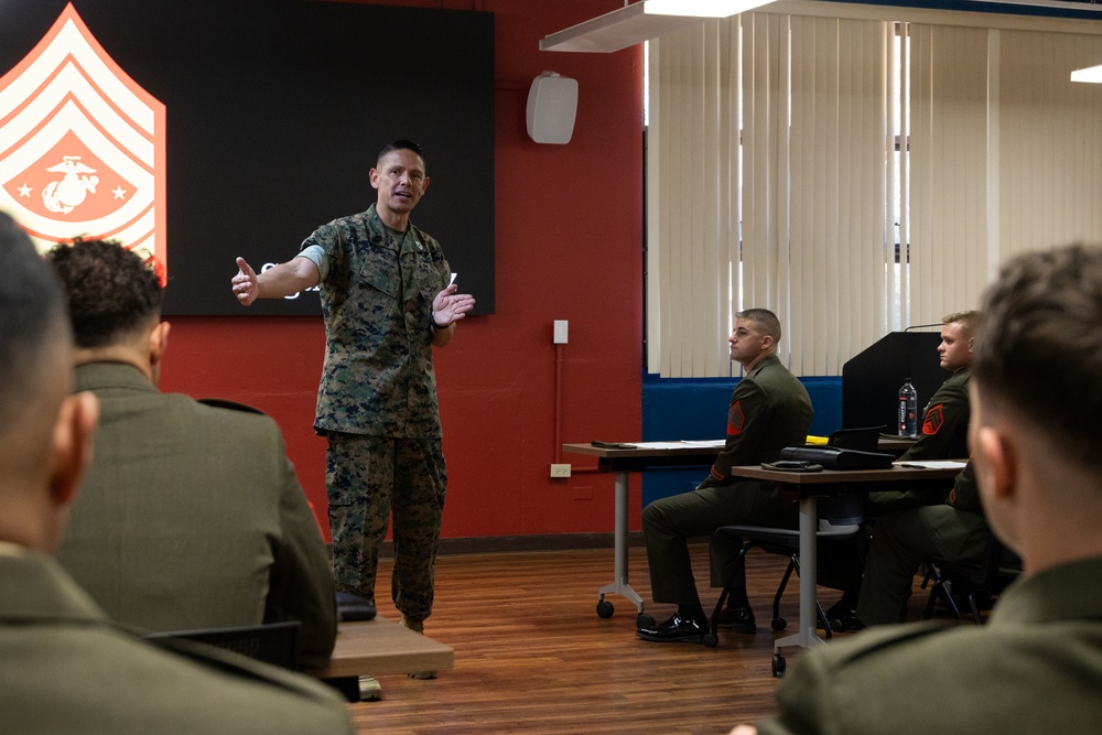 20th Sergeant Major of the Marine Corps Sgt. Maj. Carlos A. Ruiz Visits MCBH
