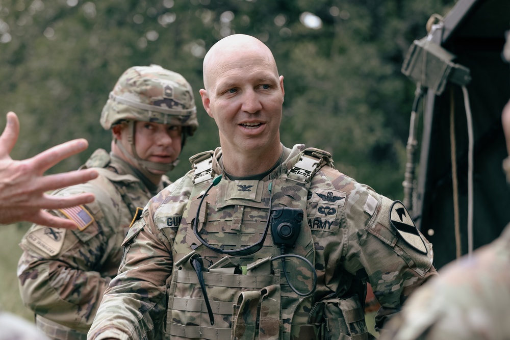 1st Cavalry Division Commander takes flight with 1st Air Cavalry Brigade