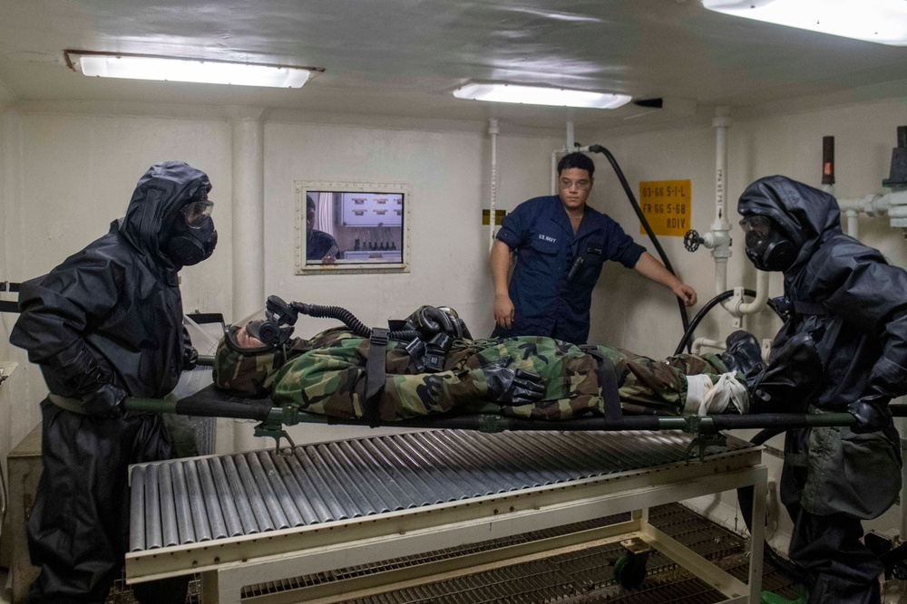 31st Marine Expeditionary Unit Conducts Chemical Response Element Exercise aboard USS America (LHA 6)