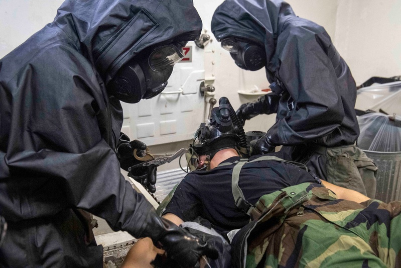 31st Marine Expeditionary Unit Conducts Chemical Response Element Exercise aboard USS America (LHA 6)