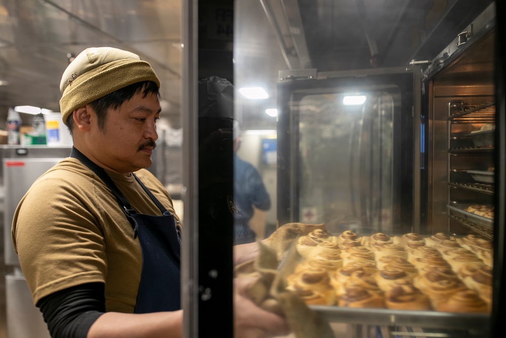 USS Tripoli’s Culinary Specialists Serve Brunch