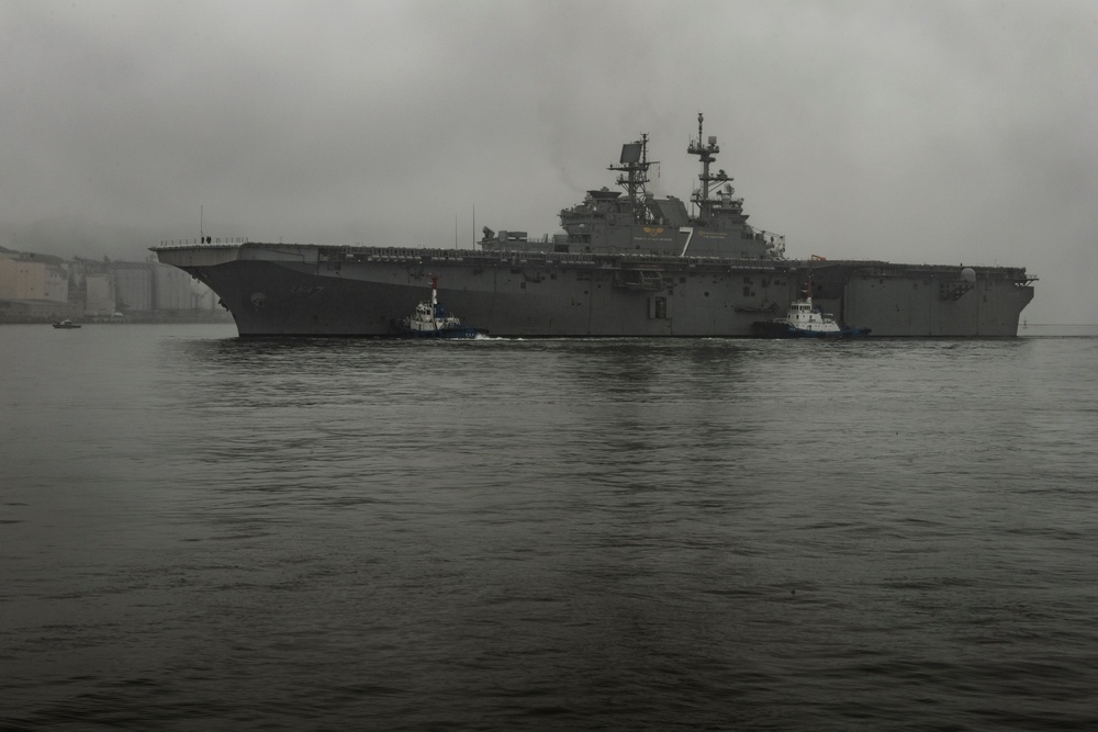 USS Tripoli (LHA 7) Arrives at CFAS
