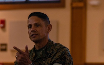 20th Sergeant Major of the Marine Corps Sgt. Maj. Carlos A. Ruiz Speaks to Senior Enlisted