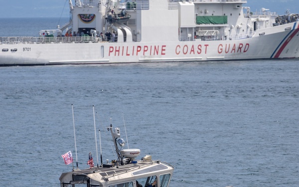 USCG Cutter Stratton (WMSL 752) conducts trilateral engagements with Japan Coast Guard and Philippine Coast Guard in Kagoshima, Japan
