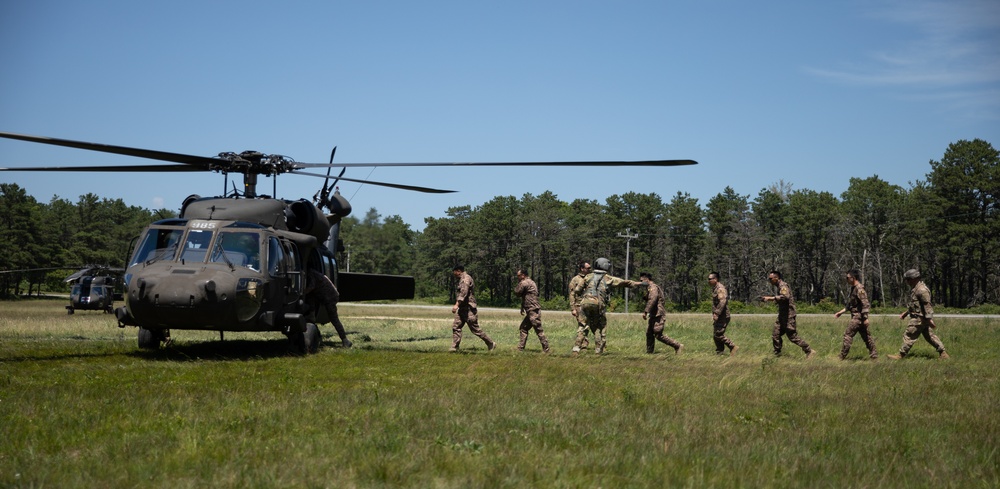 Regional Cooperation 25 UH-60 familiarization