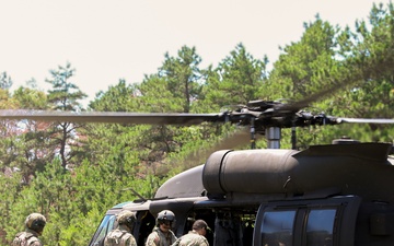 Regional Cooperation 25 UH-60 familiarization
