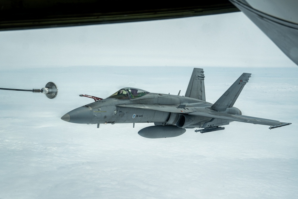 Atlantic Trident 25: 100th ARW refuels Finnish Air Force F/A-18s