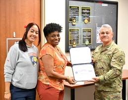 USAG-Miami Director of Human Resources receives Employer Support of the Guard and Reserve Award