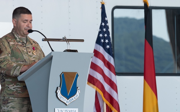 86 MDG says farewell, welcomes new commander