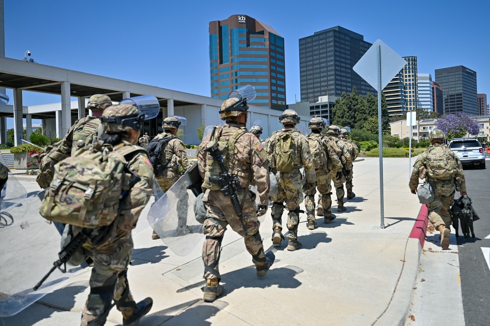 California National Guard Soldiers support federal security mission in Los Angeles