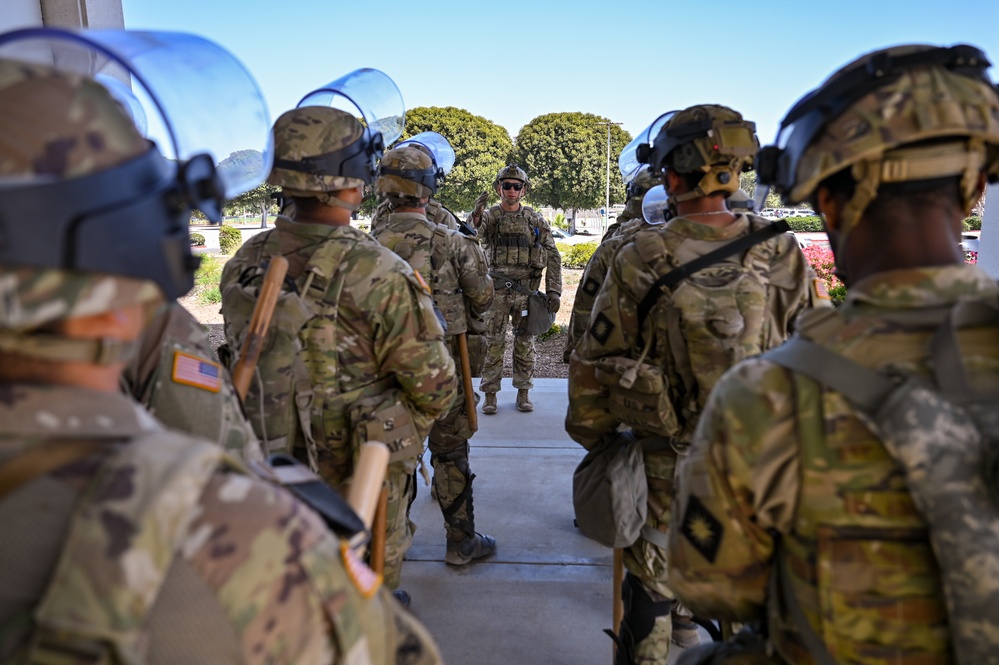 California National Guard Soldiers support federal security mission in Los Angeles