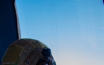Green Berets, Latvian SOF conduct joint free fall training in Latvia