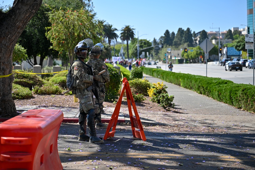 California National Guard Soldiers support federal security mission in Los Angeles