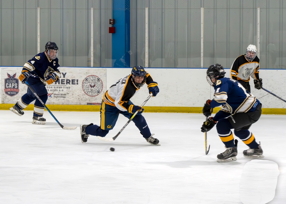 USU Fighting Docs Win Hockey Championship