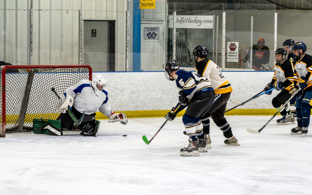 USU Fighting Docs Win Hockey Championship