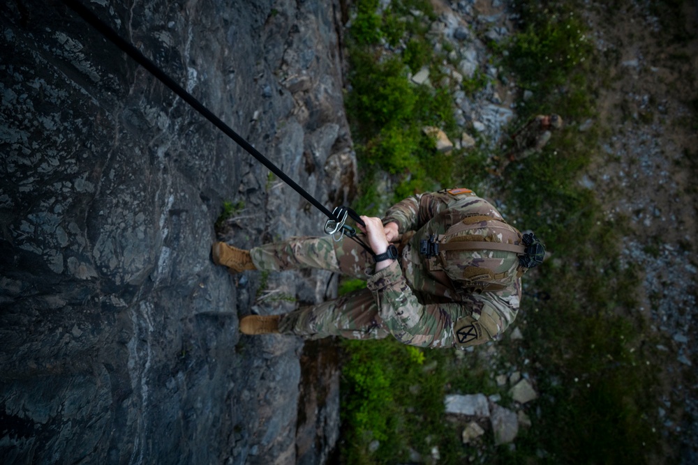 Climb to Glory: Soldiers Take to the Cliffs at Mountain Fest 2025