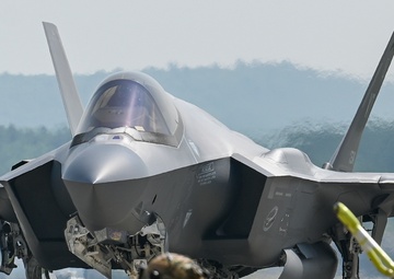 Expanding Joint Integrated Capabilities: 158th Fighter Wing, 104th Fighter Wing, and 103rd Airlift Wing Execute Rapid Rearming and Refueling Exercises