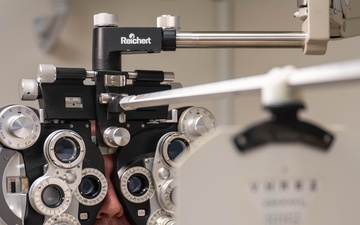 15 OMRS optometry provides checkup