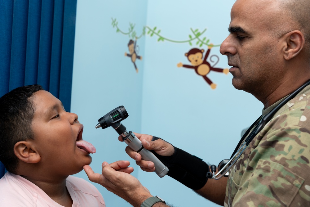AMISTAD 2025: AFSOUTH, AFRC support community health event in El Salvador