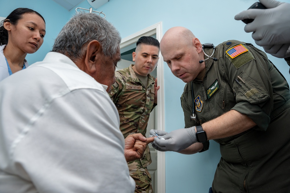 AMISTAD 2025: AFSOUTH, AFRC support community health event in El Salvador