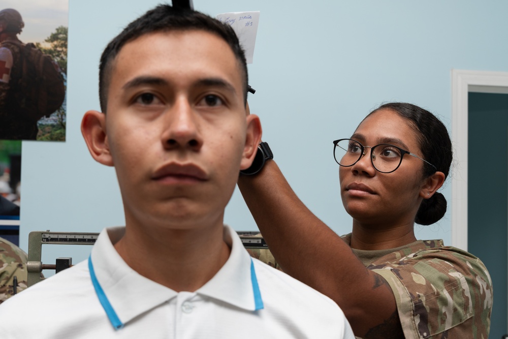 AMISTAD 2025: AFSOUTH, AFRC support community health event in El Salvador