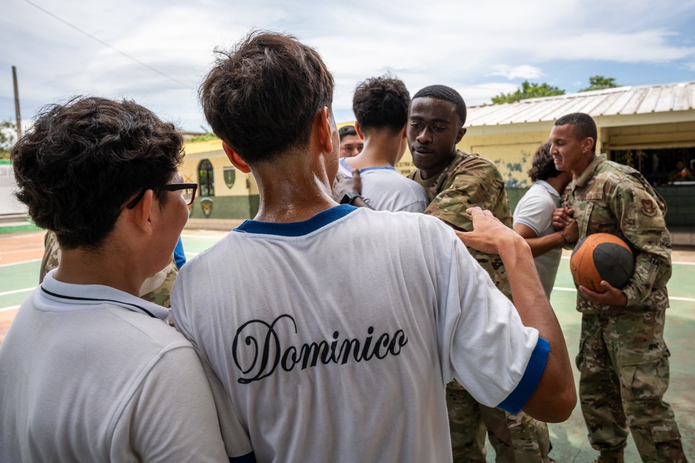 AMISTAD 2025: AFSOUTH, AFRC support community health event in El Salvador