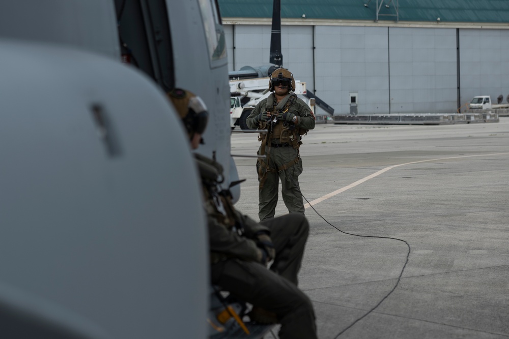 U.S. Marines with VMM-266 conduct qualifications aboard USS New York