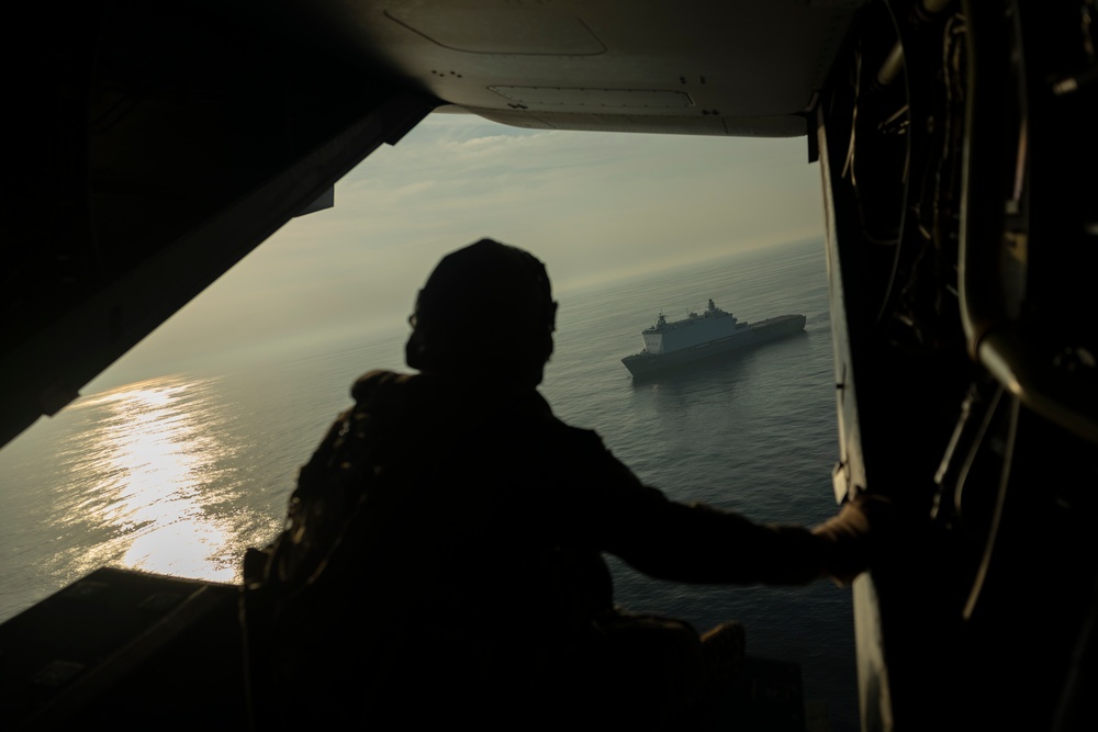 U.S. Marines with VMM-266 conduct qualifications aboard USS New York