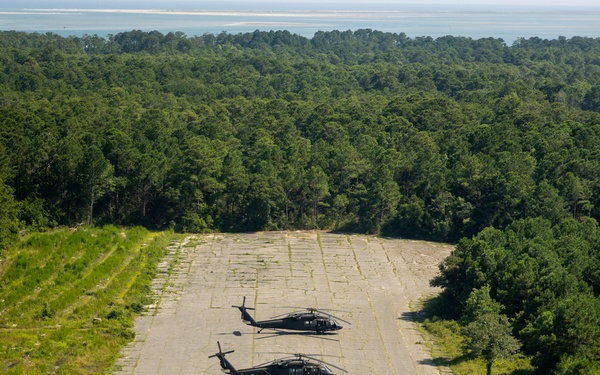 MCAS Cherry Point training areas hosts U.S. Army door gunner exercise