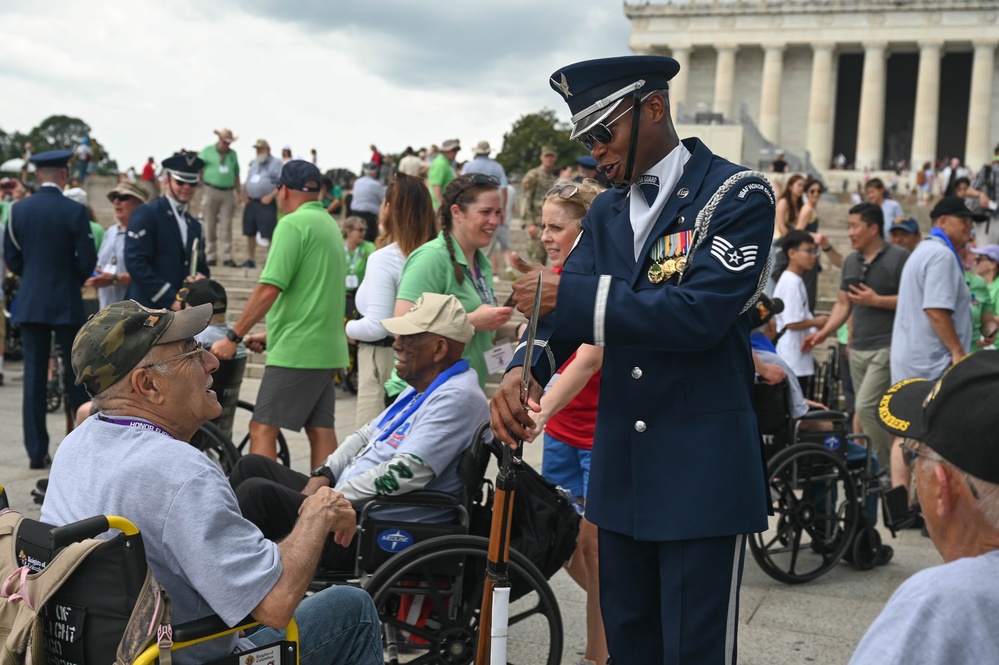 USAF Honor Guard Drill Team performs for Honor Flight Chicago veterans