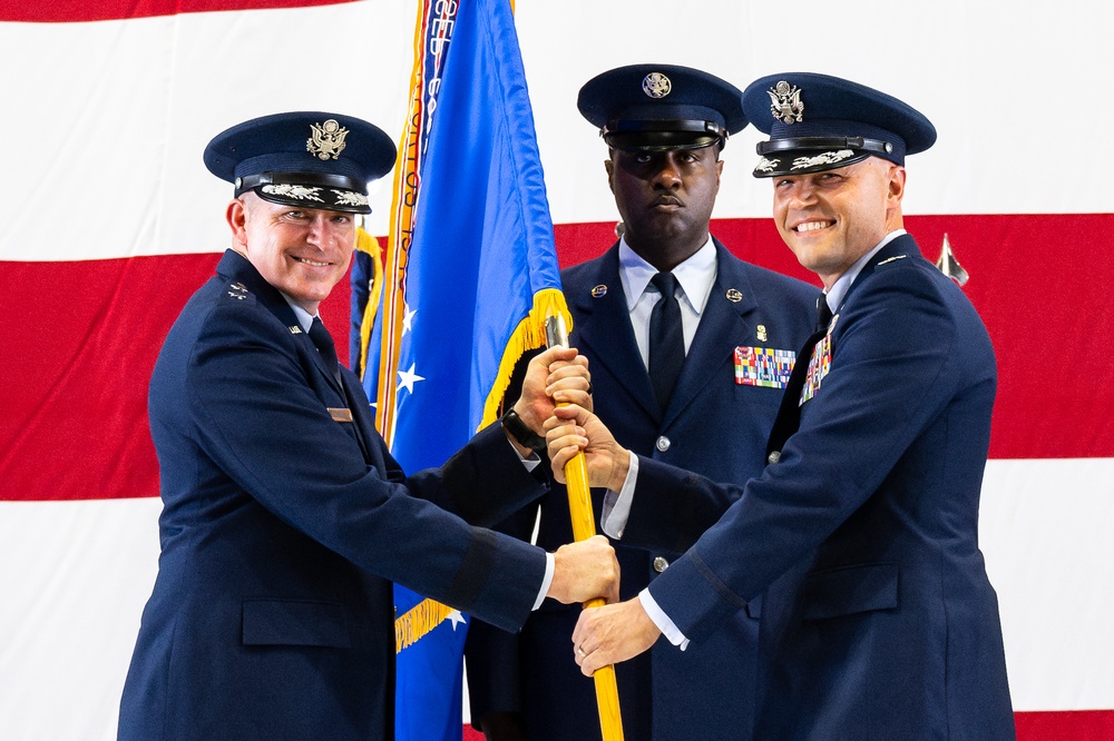 375th Air Mobility Wing welcomes new commander, command chief