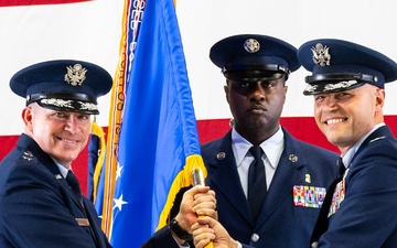 375th Air Mobility Wing welcomes new commander, command chief