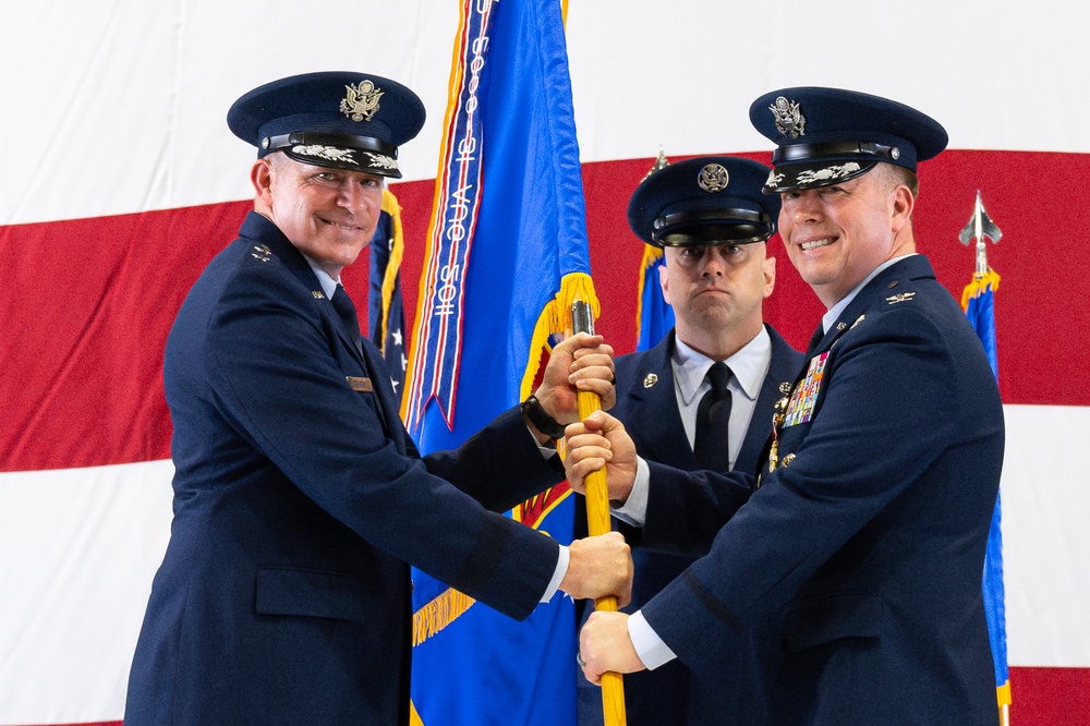 375th Air Mobility Wing welcomes new commander, command chief