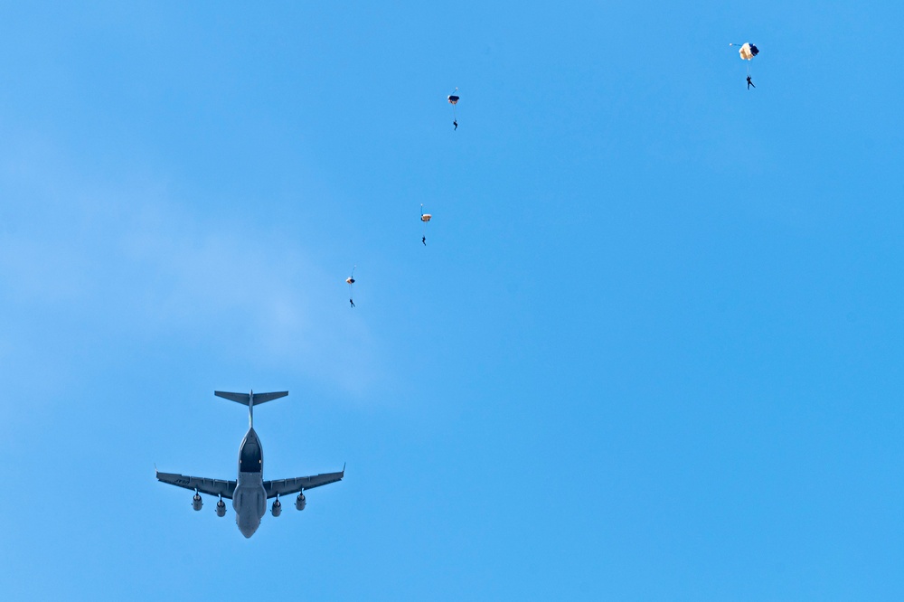 The C-17 WCDT Performs at the 2025 Moses Lake Airshow