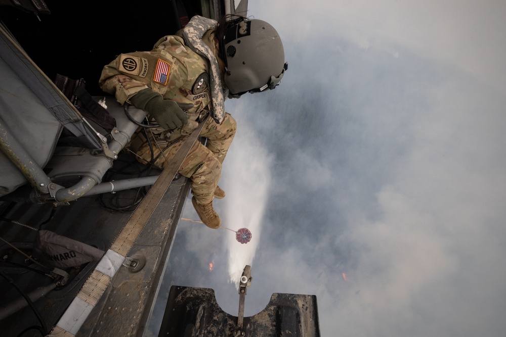 Alaska Army National Guard aviators help fight Alaska wildfires