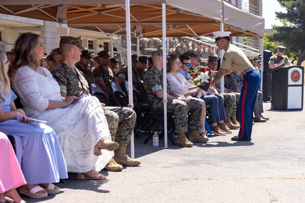 1st LAR holds change of command ceremony